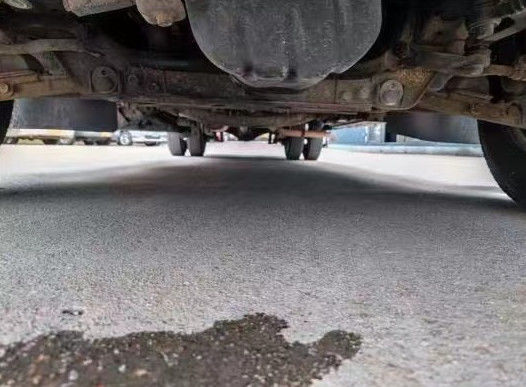 23 Koltuklu, kapalı pencereli el şanzımanlı otobüs