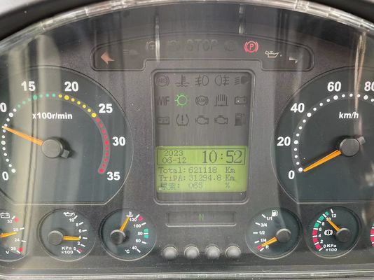 44 koltuklu kullanılmış ticari otobüsler, 2 kapılı kullanılmış turist otobüsü / WP7.270E51 motoru