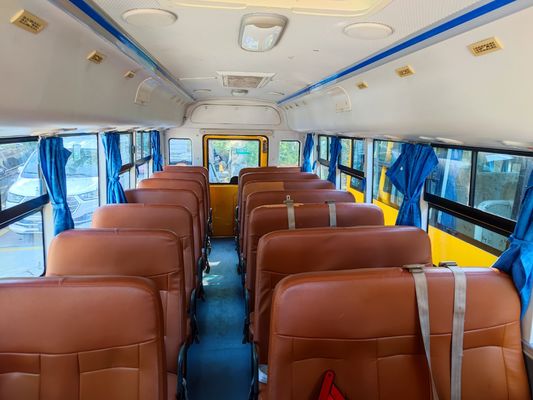 34 koltuklu YuTong ikinci el okul otobüsü V6 motorlu dizel yakıt