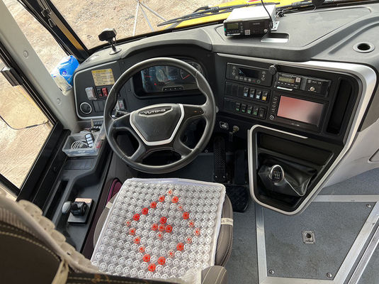 Öğrencileri Taşımak İçin Kullanılan 52 Kişilik Okul Otobüsleri