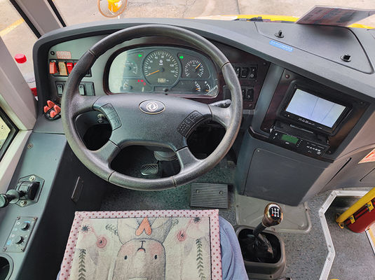 Dizel Euro 4 Emekli Okul Otobüsü Dongfeng 56 Koltuk Sarı Okul Otobüsü