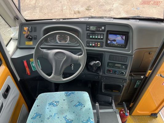 Wuling 19 Koltuk Kullanılmış Okul Otobüsleri Benzin Yakıt Yenilenmiş Okul Otobüsü