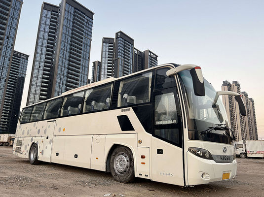 Beyaz Büyük Kullanılmış Yolcu Otobüsü 47 Koltuklu El Değiştirme Tipiyle Ön Bültenli Otobüs