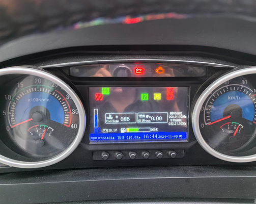 Yaxing LHD 48 koltuklu Kullanılmış Koç Otobüs Dizel Yakıt En Yüksek Hız 100 Km/Saat Sürüş Otobüsü
