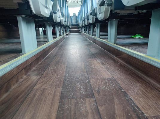 Dizel otobüs otobüsleri Euro 5 Kullanılmış Turist Otobüsleri Yer değiştirme LHD direksiyon pozisyonu 12m