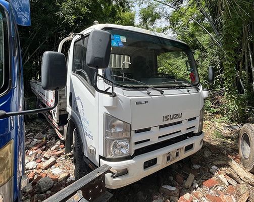Isuzu kullanılmış Kargo Kamyon 2 Kapılı Dizel Motorlu kamyon hafif kamyon kargo kutu kamyon