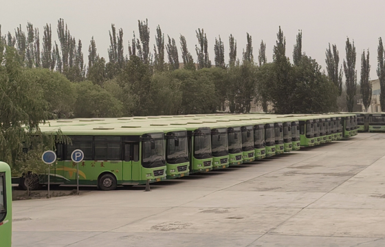 Yuchai Önden Motorlu 19/60 Kişilik Kullanılmış Otobüs 3767 ml Motor Hacmi ile Sorunsuz Ulaşım