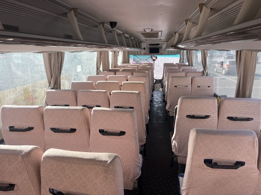 63 koltuklu Yuchai motorlu ve manuel şanzımanlı, ikinci el sarı bir King Long otobüs